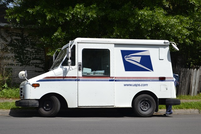 mail truck gc08713eac 640