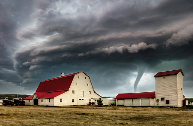 Climate & Comp: Employees in Danger’s Path as Tornadoes Rip Across Country  