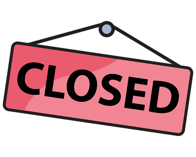 Government Shutdown May Impact Holiday Shopping As Retailers Scramble for Customers 